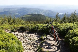 Beskydy na elektrokole. Lysou horu zdolají i netrénovaní - Novinky